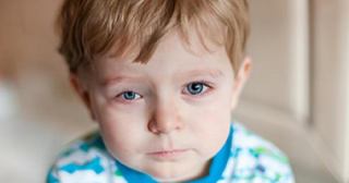 علائم تنبلی چشم کودکان چیست؟