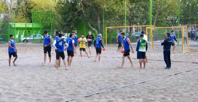 میزبانی اصفهان از اردوی تیم ملی هندبال ساحلی کشور