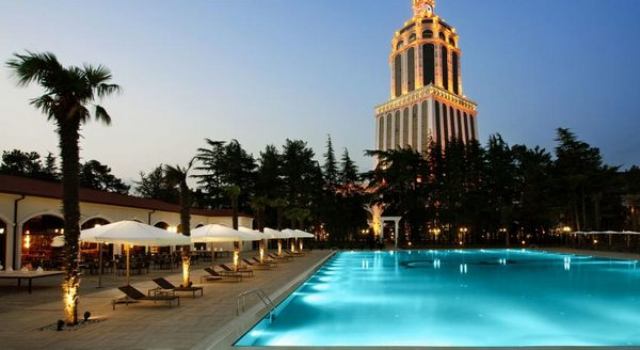 هتل شرایتون باتومی گرجستان(Sheraton Batumi Hotel)