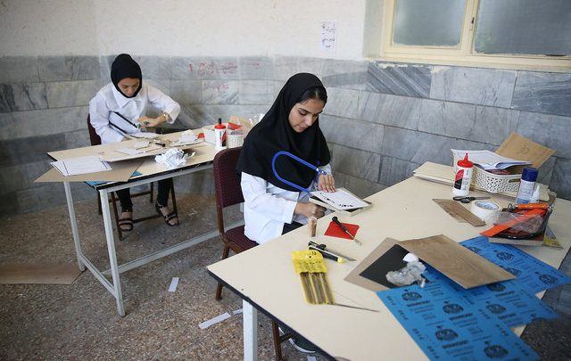 بایدبخشی از دانشگاههای دولتی و غیردولتی به هنرسرا تبدیل شود
