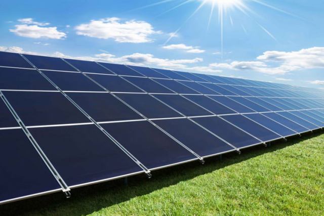 گسترش تولید انرژی خورشیدی توسط شرکتهای دانش بنیان