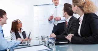 فن اداره جلسات ؛ راه هایی برای برگزاری جلسات کاری موثر و موفق