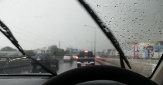 نحوه رانندگی در باران