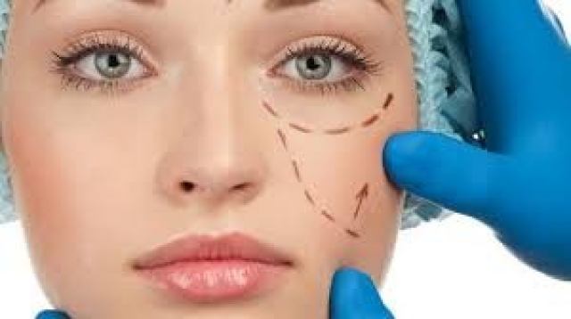 چرا زنان ایرانی بیشتر از دیگران عمل زیبایی انجام میدهند؟