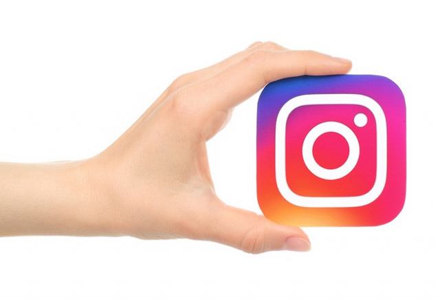 سلبریتیها دست به کار شدند