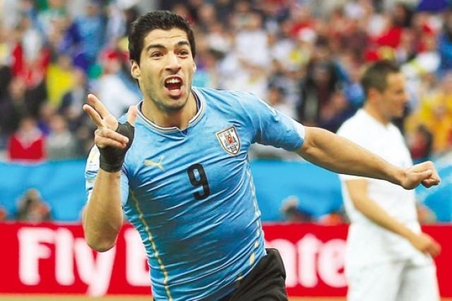 گل اول بازی اروگوئه و روسیه توسط لوئیس سوارز