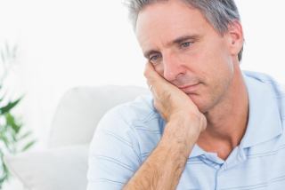 علائم کمبود تستوسترون در مردان چیست؟ - مقالات سلامتی