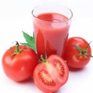 فواید نوشیدن آب گوجه فرنگی برای بدن انسان