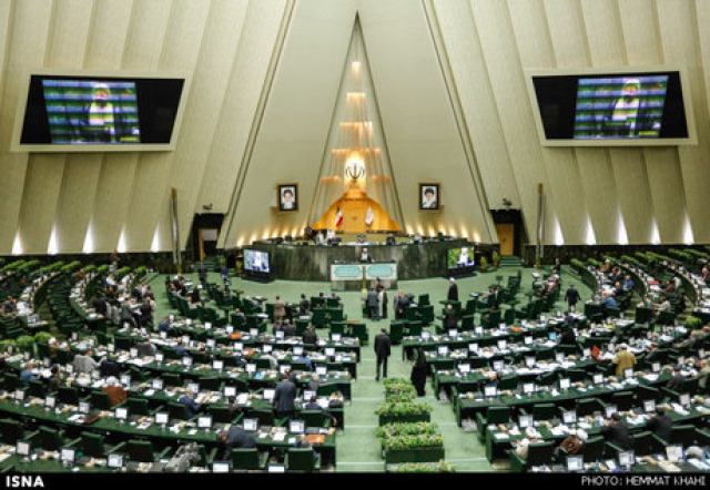 با تصویب مجلس، کارانه اعضای هیات علمی دانشگاهها مشمول مالیات پلکانی میشود