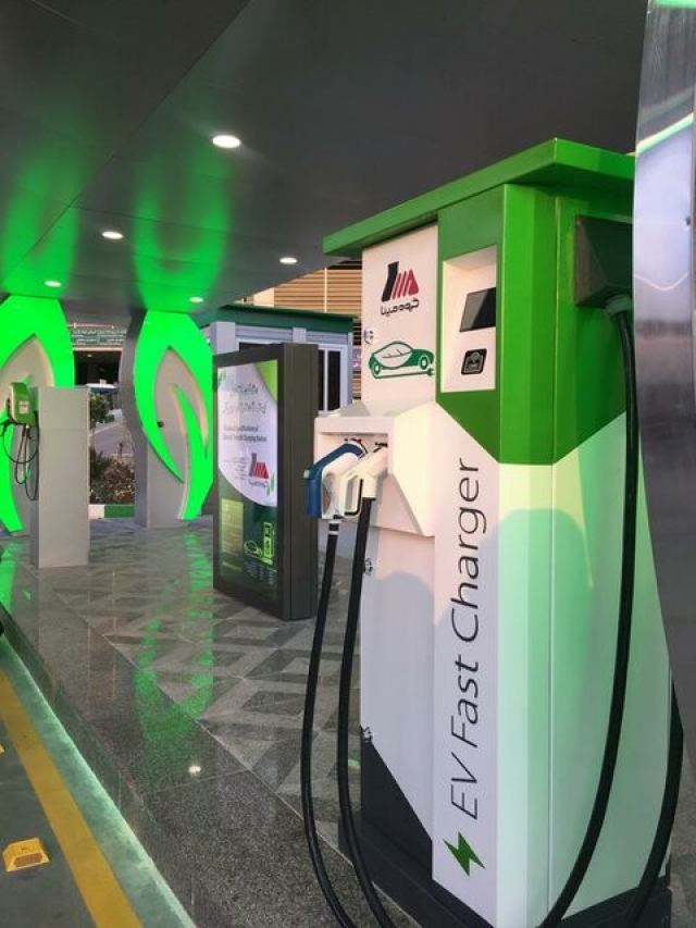 نخستین ایستگاه شارژ خودروهای الکتریکی در ایران افتتاح شد