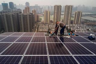 کاهش کارایی پنل‌های خورشیدی در چین به‌واسطه آلودگی هوا