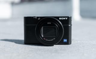 سونی از نسل هفتم دوربین کامپکت RX100 VII رونمایی کرد