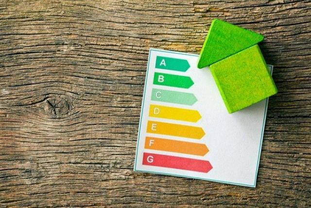 ساختمانهای دارای برچسب انرژی در اصفهان کم است