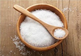 فواید نمک : با نمک 37 بیماری را درمان کنید