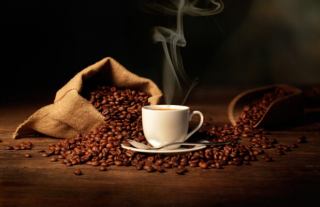 خواص و مضرات قهوه برای سلامتی و زیبایی