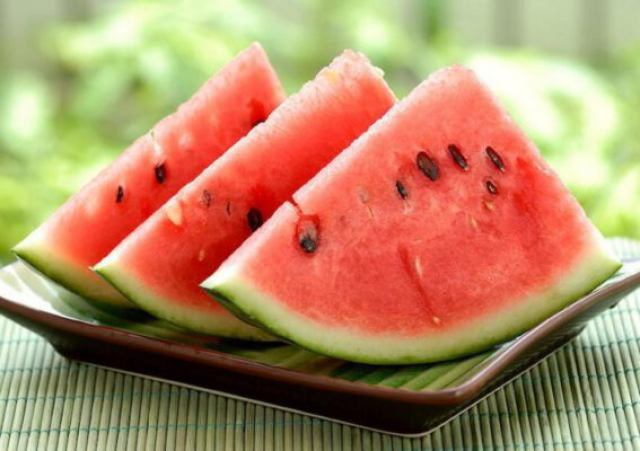 با رژیم هندوانه 5 روزه لاغر شوید و بدنتان را سمزدایی کنید