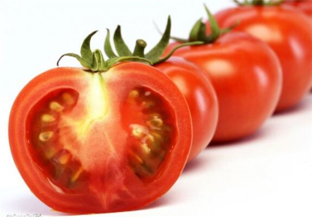 خواص و مضرات گوجه فرنگی برای سلامت، زیبایی و تناسب اندام