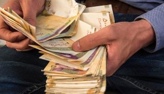 پول داغ در اقتصاد ایران: چرا مردم می‌خواهند از شر تومان و ریال خلاص شوند؟