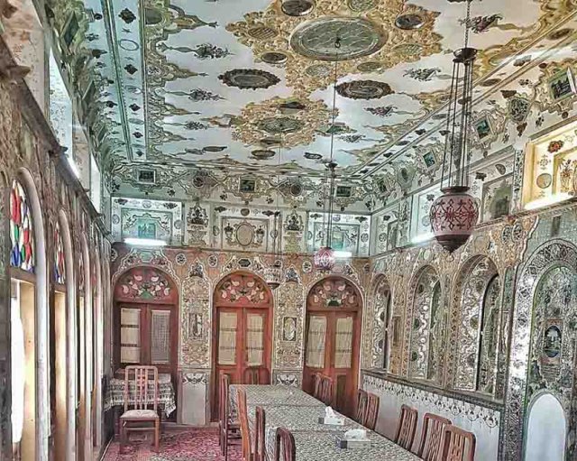 خانه مویدی
