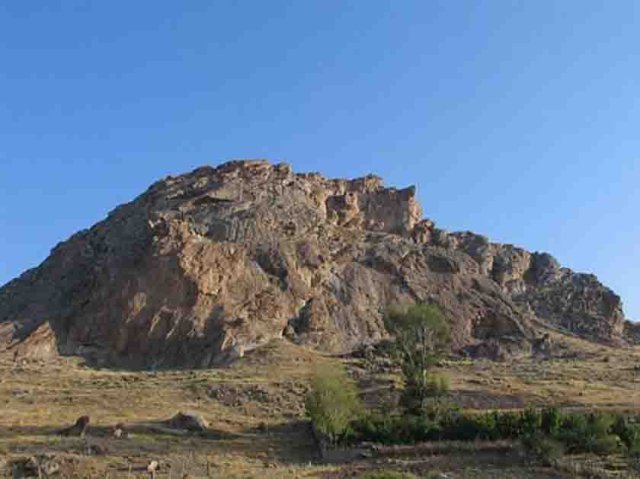 قلعه بوینی یوغ