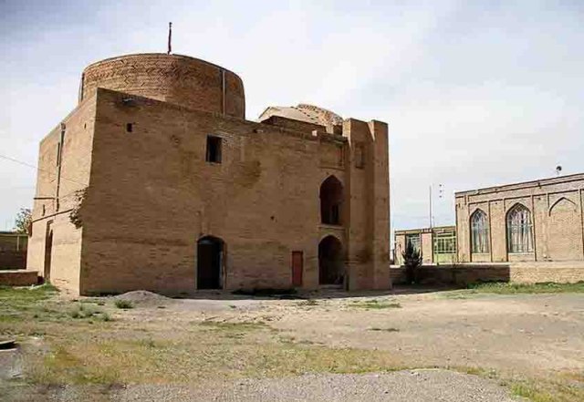 مزار نظامالدین عشقآباد