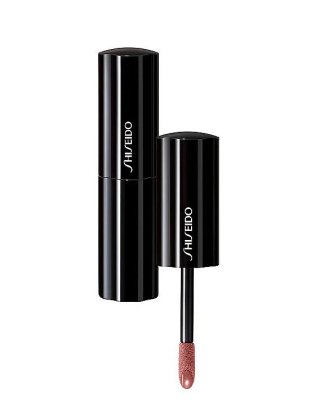 رژلب مایع شیسیدو مدل Lacquer Rouge