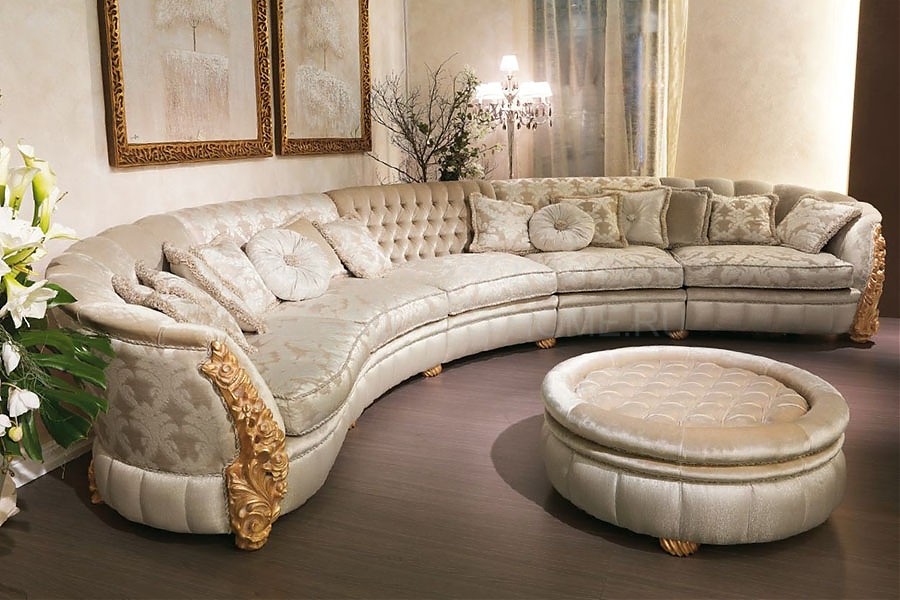 https://www.milano-home.ru/images/cms/thumbs/bfb055c5ce107ce026f3ff307b00ae878e620521/0183_pigoli_sofas_cleos_184x105x92_450x222x92_590x460x92_auto_600_5_100.jpg