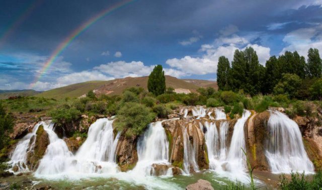 بهترین زمان سفر به شهر وان ترکیه