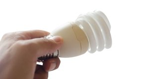 راهنمای خرید لامپ کم مصرف با کم ترین هزینه