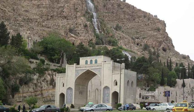 دروازه قرآن