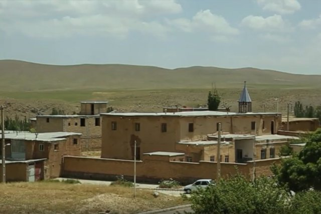 روستای کویری گرمه