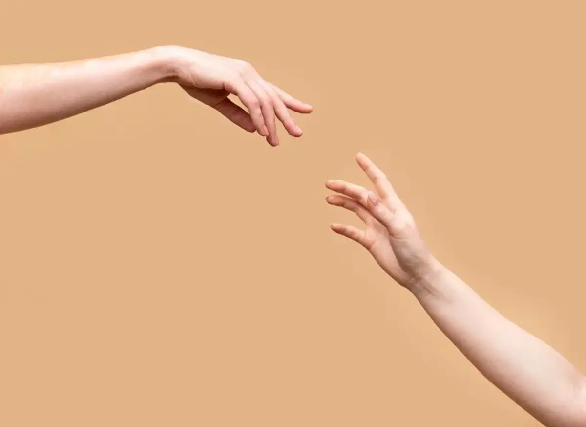 چگونه دستانی زیبا و کشیده داشته باشیم ؟ روش های مخفی برای داشتن دستان زیبا و کشیده