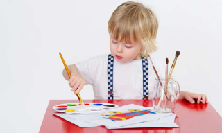 نقاشی کودکانه ساده بهترین راه تخلیه هیجان برای کودکان