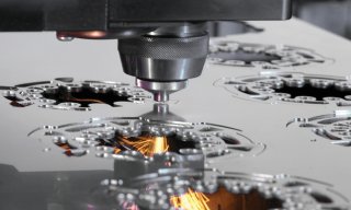 دلایل برتری برش لیزری نسبت به برش سی ان سی(cnc)