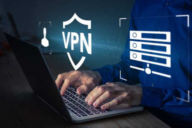 مقایسه OpenVPN و V2Ray