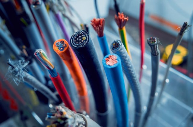 سیم و کابل صائب تبریز