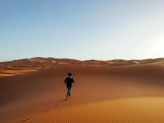 بهترین زمان برای سفر به کویر: فصل‌ها و شرایط جوی