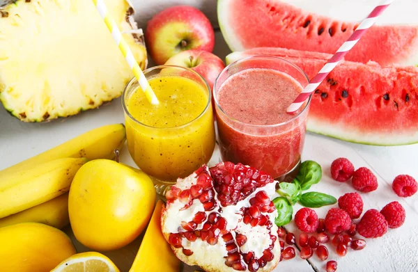 اسموتی رژیمی و چربیسوز؛ ترکیبی خوشطعم برای کاهش وزن سالم