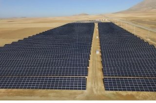 نیروگاه خورشیدی در شیراز قرار دارد