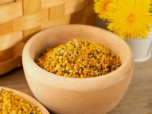چرا گرده گل اصل باید بخشی از رژیم غذایی روزانه شما باشد؟