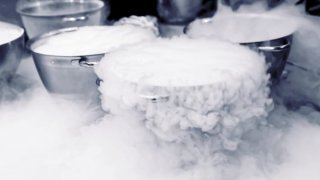 نیتروژن مایع: سردترین ماده جهان و کاربردهای شگفت‌انگیز آن