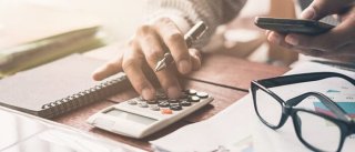 چگونه از مشاور مالیاتی برای تنظیم اظهارنامه خود کمک بگیرید؟