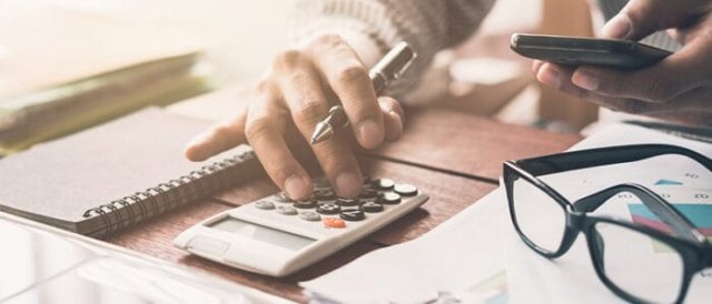 چگونه از مشاور مالیاتی برای تنظیم اظهارنامه خود کمک بگیرید؟