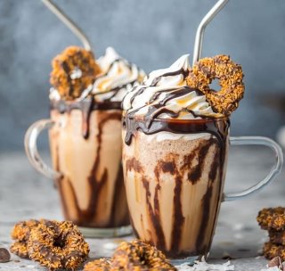 طرز تهیه ۵ نوشیدنی خنک کافه‌ای با ملزومات قهوه لیپارماگ