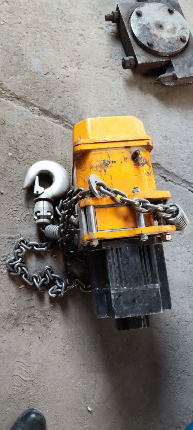 قطعات یدکی استوک
