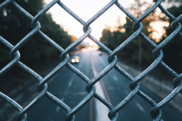 قیمت و خرید توری حصاری، توری مرغی و سیم خاردار با مشخصات کامل