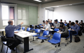 ۴ شرط اساسی برای کوتاه شدن دکتری ؛ تشریح جزئیات در جلسه وزیر علوم و دانشگاه‌ها